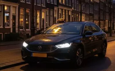 Sta je ’s nachts op het punt een taxi te nemen richting de luchthaven en vraag je je af: Hoe veilig is een taxi rit naar luchthavens in de nacht?