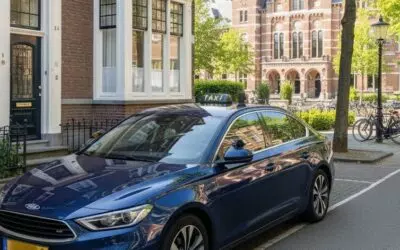 Wat kost een taxi naar Escher Museum vanaf Statenkwartier?