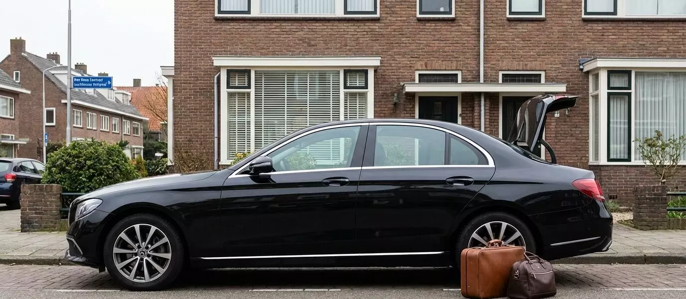 Wat zijn de voordelen van directe ritten naar luchthavens zonder overstap? Wat zijn de voordelen van directe ritten naar luchthavens zonder overstap?