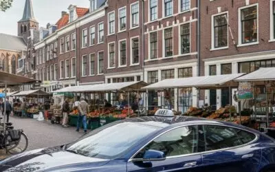 Historisch centrum Voorburg met markt en klassieke gevels in Voorburg.
