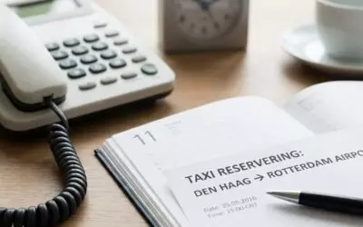 Hoe werkt een taxi reserveren naar Rotterdam Airport zonder app?