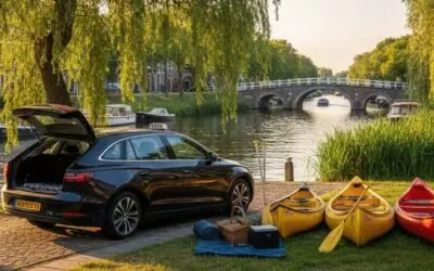 Picknick aan de Vliet en kano varen tussen Voorburg en Leidschendam in de regio.