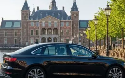 Plan je dag bij Mauritshuis en Hofvijver met koffie op het Plein in Den Haag.