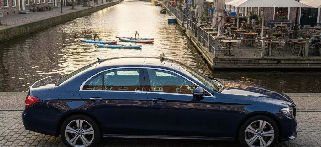 Suppen op de Vliet en lunch op terras aan het water in Voorburg.