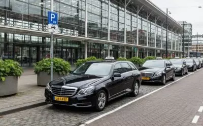 Waar zijn standplaatsen voor taxi’s naar Rotterdam Airport bij Den Haag Centraal?