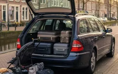 Waarom een taxi naar Schiphol handiger is dan de trein bij veel bagage?