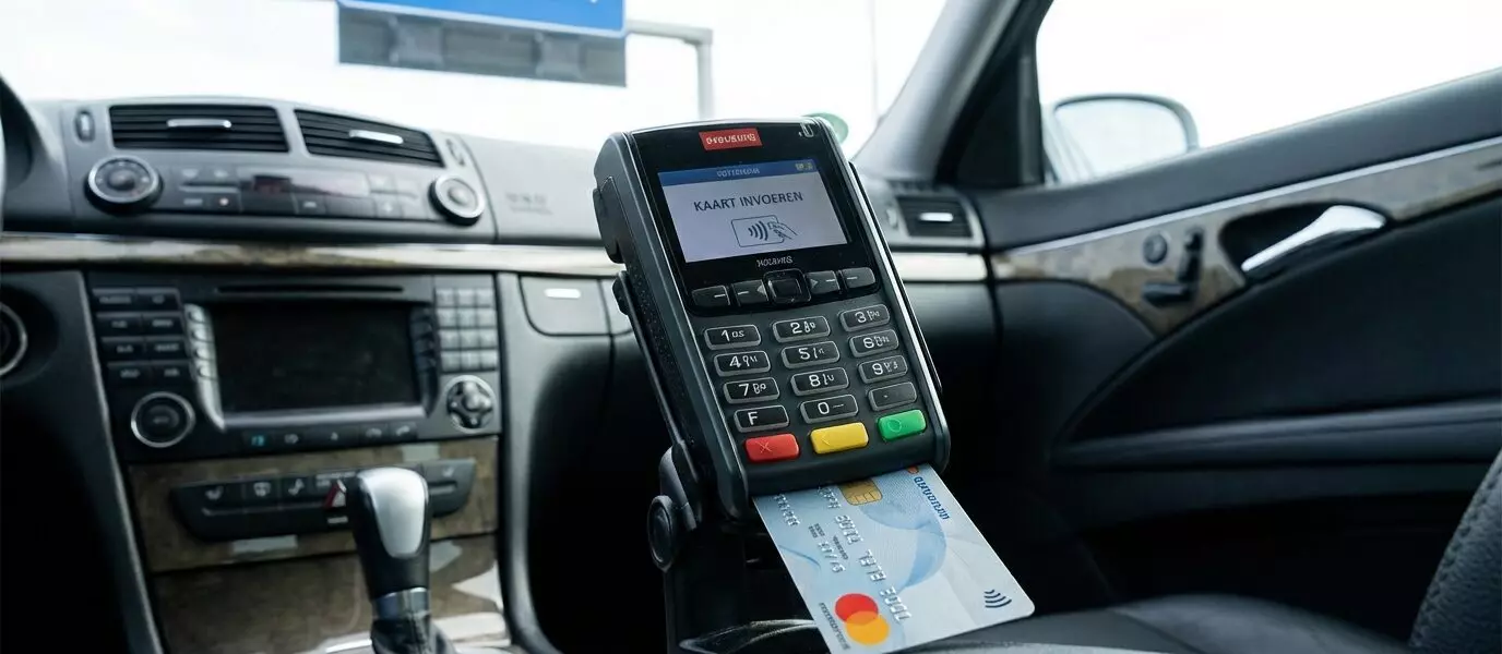 Taxi naar Rotterdam Airport betalen met pinpas: Zo werkt het