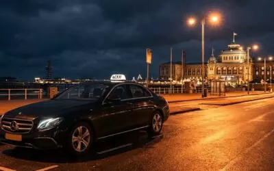Welke taxi’s rijden tot laat in de nacht in Scheveningen?
