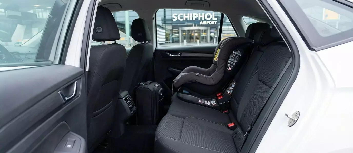Taxi’s met kinderzitje beschikbaar voor ritten naar vliegvelden